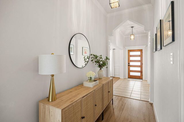 1489 Garden Lakes Drive, Friendswood, TX 77546