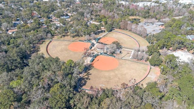 611 LITTLE WEKIVA ROAD, Altamonte Springs, FL 32714