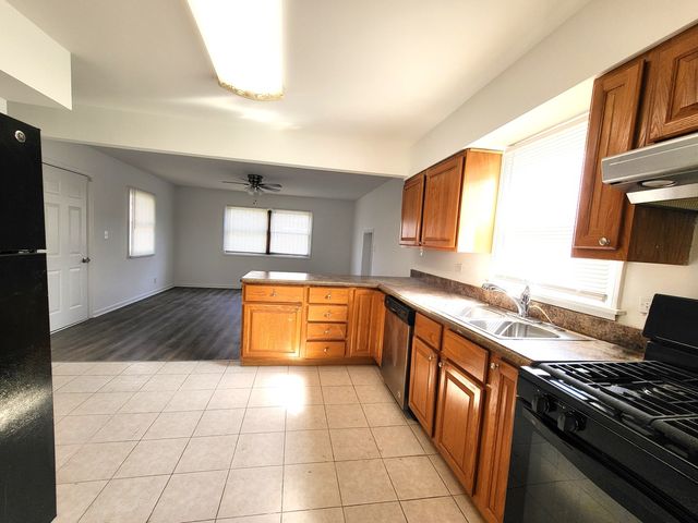 209 BELLEVUE Drive, Round Lake Park, IL 60073