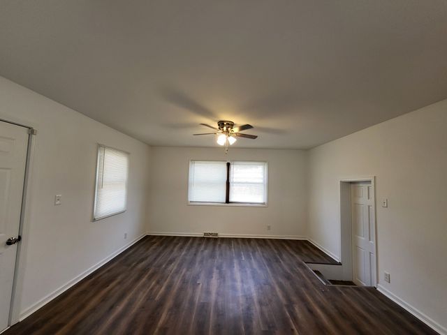 209 BELLEVUE Drive, Round Lake Park, IL 60073