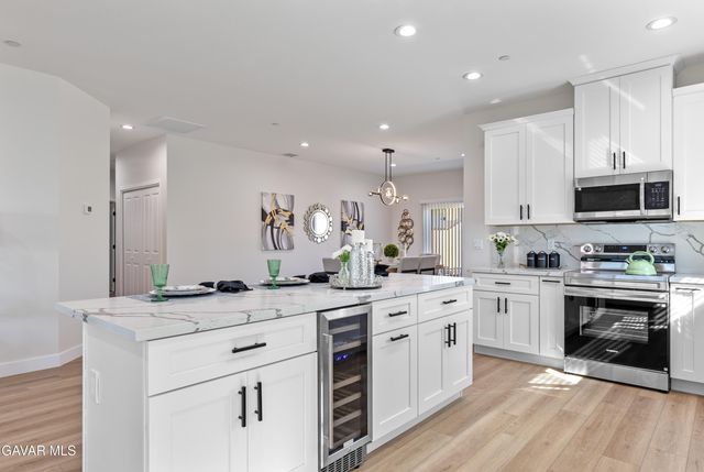 8337 Viburnum Avenue, California City, CA 93505