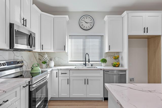 8337 Viburnum Avenue, California City, CA 93505