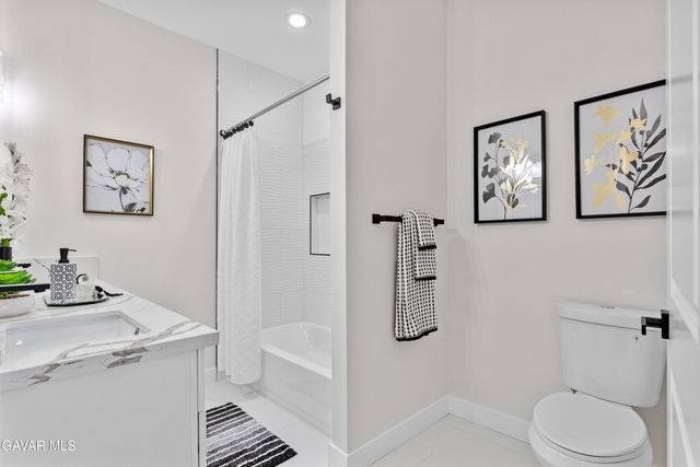 8337 Viburnum Avenue, California City, CA 93505