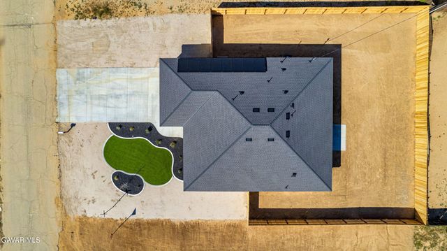 8337 Viburnum Avenue, California City, CA 93505