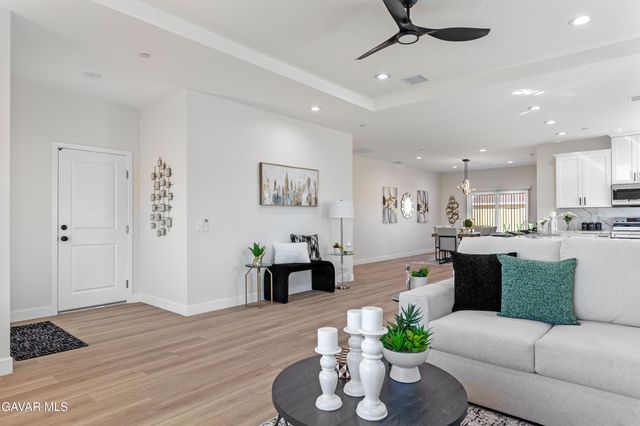 8337 Viburnum Avenue, California City, CA 93505