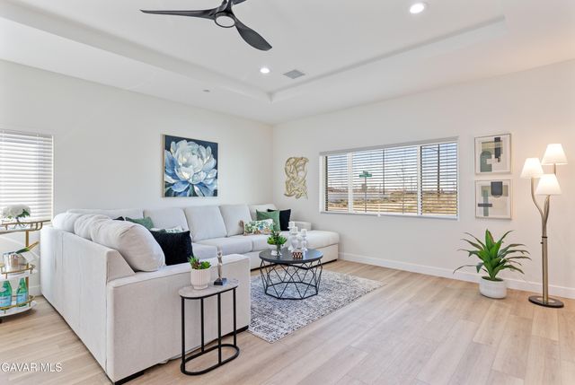 8337 Viburnum Avenue, California City, CA 93505