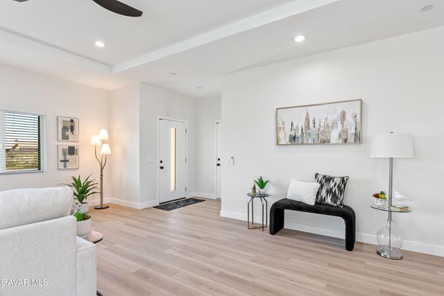 8337 Viburnum Avenue, California City, CA 93505