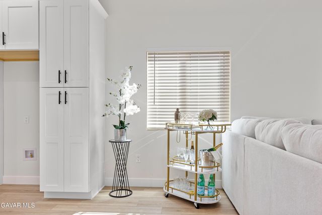 8337 Viburnum Avenue, California City, CA 93505