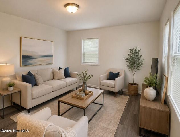 112 Poplar Street, Wallace, NC 28466