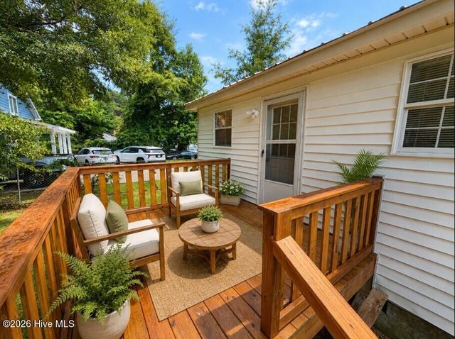 112 Poplar Street, Wallace, NC 28466