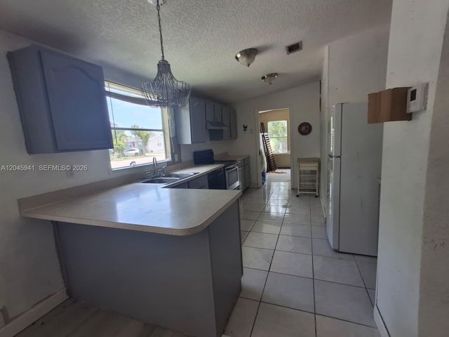 19800 SW 180 Ave, Miami, FL 33187