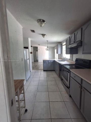19800 SW 180 Ave, Miami, FL 33187