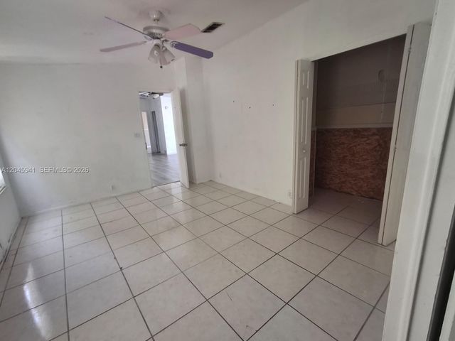 19800 SW 180 Ave, Miami, FL 33187