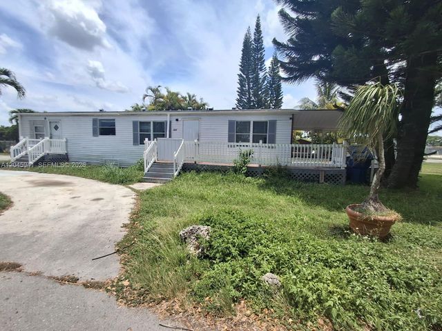 19800 SW 180 Ave, Miami, FL 33187