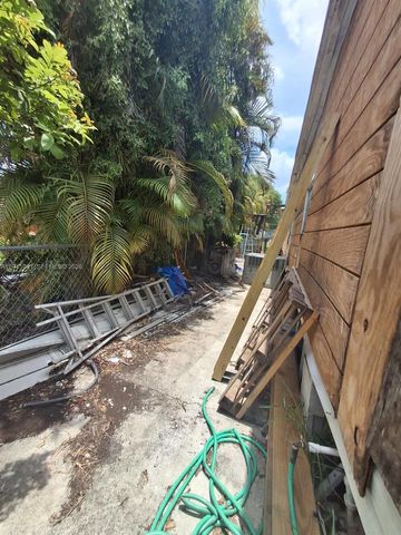 19800 SW 180 Ave, Miami, FL 33187