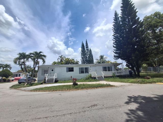 19800 SW 180 Ave, Miami, FL 33187