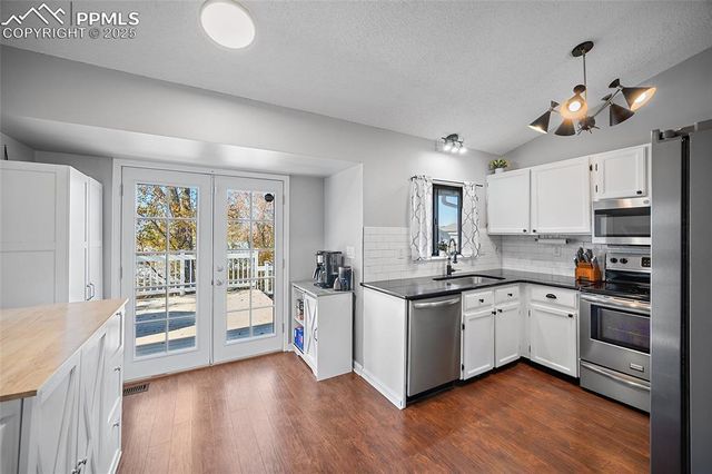 2650 Fredricksburg Drive, Colorado Springs, CO 80922