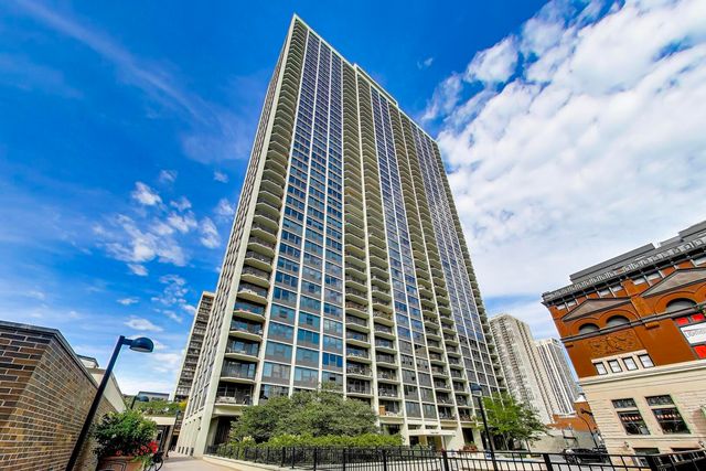 1560 N SANDBURG Terrace 1708, Chicago, IL 60610