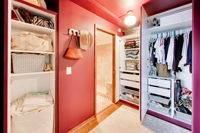 1560 N SANDBURG Terrace 1708, Chicago, IL 60610