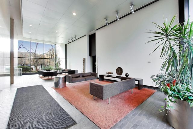 1560 N SANDBURG Terrace 1708, Chicago, IL 60610