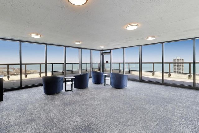 1560 N SANDBURG Terrace 1708, Chicago, IL 60610