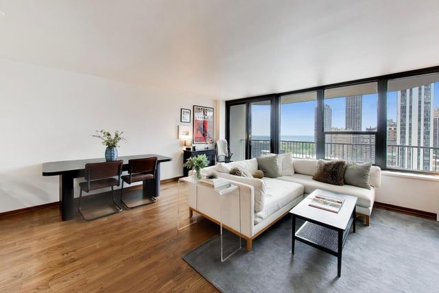 1560 N SANDBURG Terrace 1708, Chicago, IL 60610