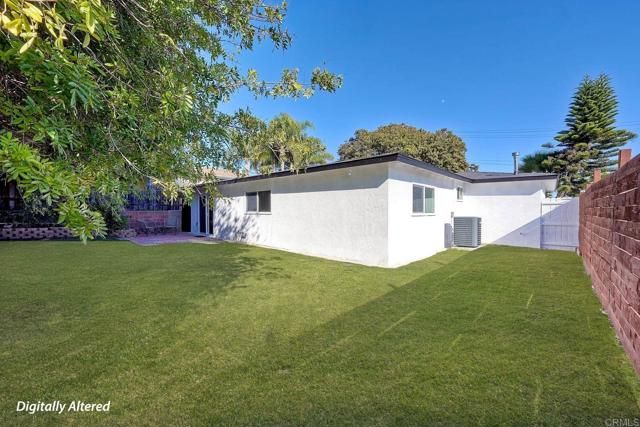 1350 Marabou Lane, Vista, CA 92083