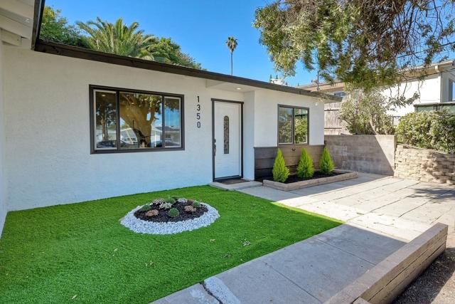 1350 Marabou Lane, Vista, CA 92083