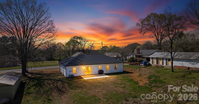 1112 Wiscassett Street, Albemarle, NC 28001