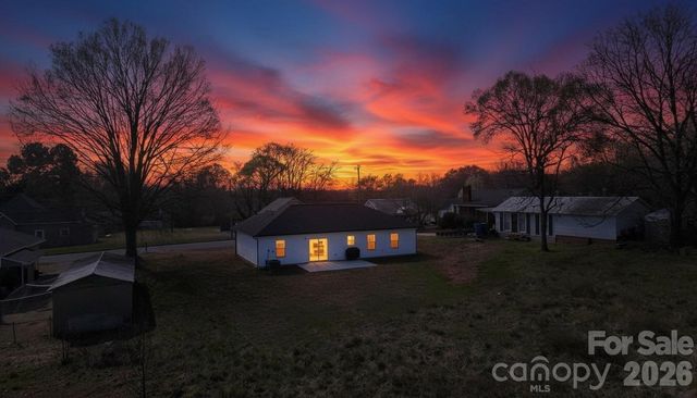 1112 Wiscassett Street, Albemarle, NC 28001