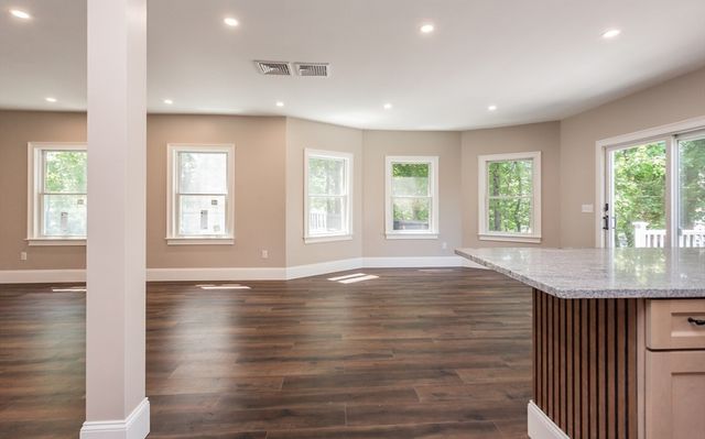14 Wilmarth St, Attleboro, MA 02703