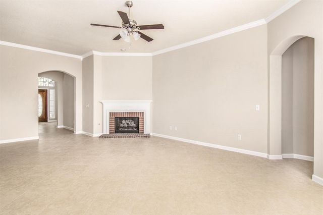 20719 Medallion Pointe Drive, Katy, TX 77450