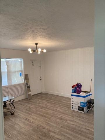 341 SW 15th Street, Deerfield Beach, FL 33441