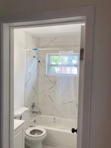 341 SW 15th Street, Deerfield Beach, FL 33441