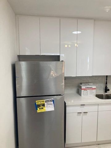 341 SW 15th Street, Deerfield Beach, FL 33441