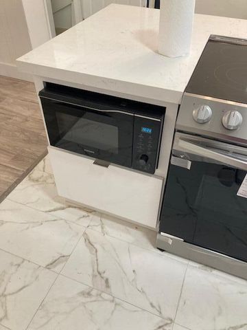 341 SW 15th Street, Deerfield Beach, FL 33441