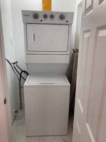 341 SW 15th Street, Deerfield Beach, FL 33441