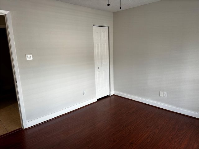 9534 Pagewood Lane, Houston, TX 77063