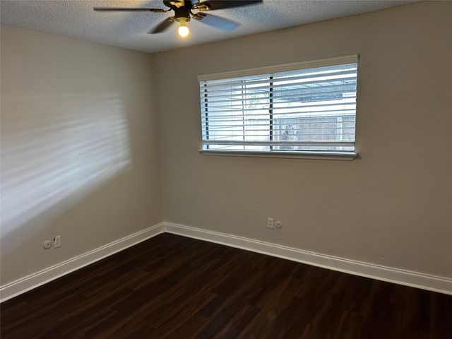 9534 Pagewood Lane, Houston, TX 77063