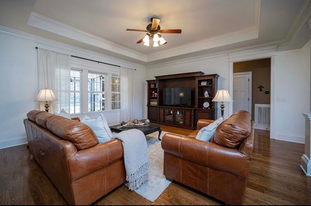 120 Rockingham Dr, Murfreesboro, TN 37129