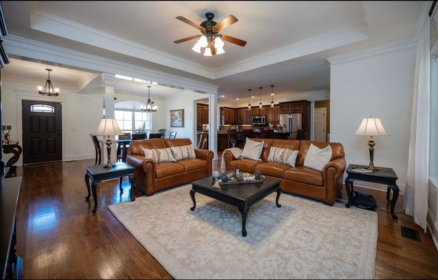 120 Rockingham Dr, Murfreesboro, TN 37129