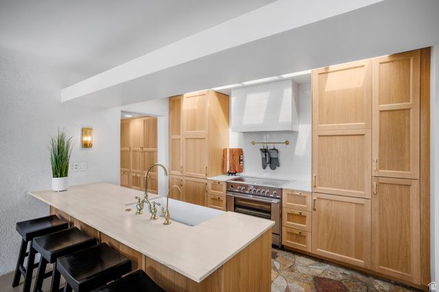 1355 NELSON CIR, Bloomington, UT 84790