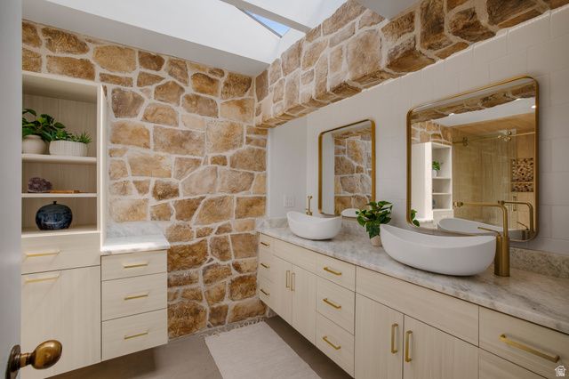 1355 NELSON CIR, Bloomington, UT 84790