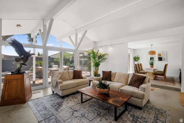 1355 NELSON CIR, Bloomington, UT 84790