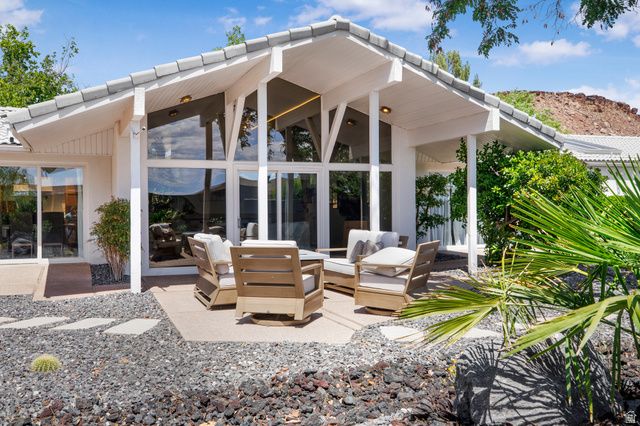 1355 NELSON CIR, Bloomington, UT 84790