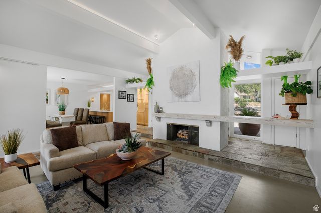 1355 NELSON CIR, Bloomington, UT 84790