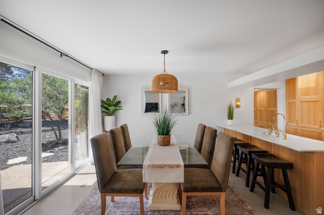 1355 NELSON CIR, Bloomington, UT 84790