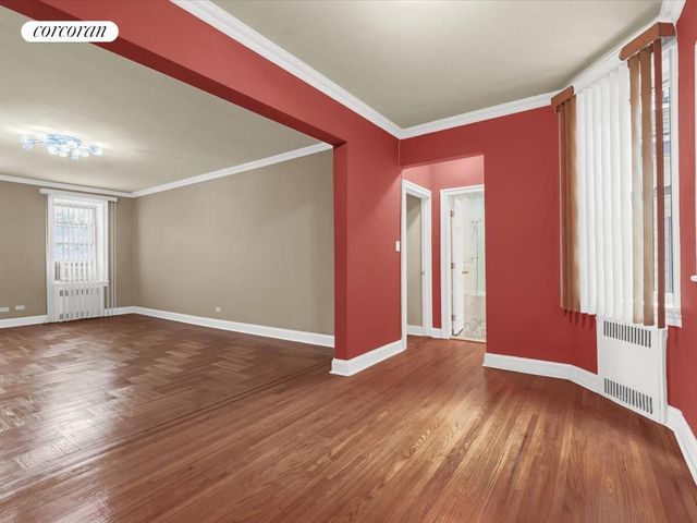 1560 E 18th St Apt 2C, New York City, NY 11230
