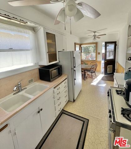 1314 W Verdugo Avenue, Burbank, CA 91506