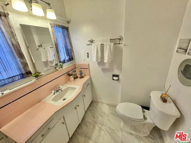 1314 W Verdugo Avenue, Burbank, CA 91506